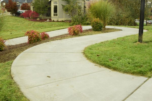 Concrete Sidewalk Replacement in Frankfort