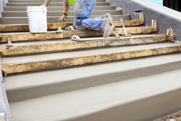 Concrete Steps Pouring in Frankfort