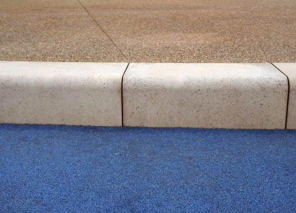 Curb And Sidewalk Installation in Frankfort