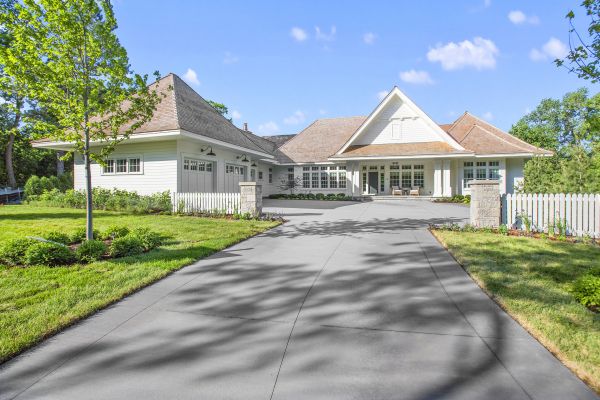 Cost of Driveway Concreting in Frankfort