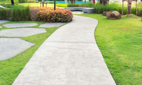 Concrete Sidewalk Installation in Frankfort